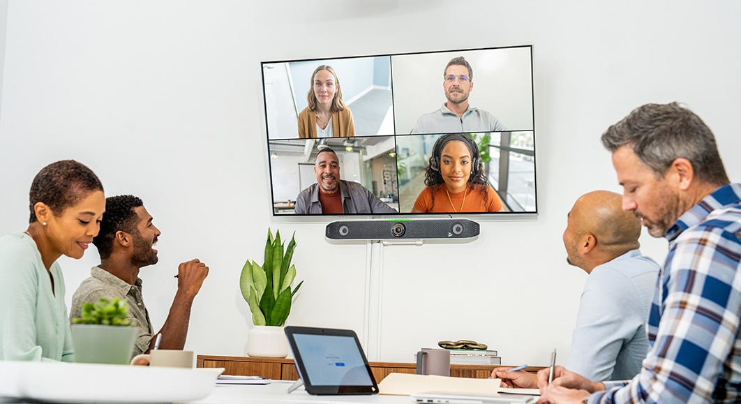 HP Poly Studio X52 im Einsatz während einer Videokonferenz