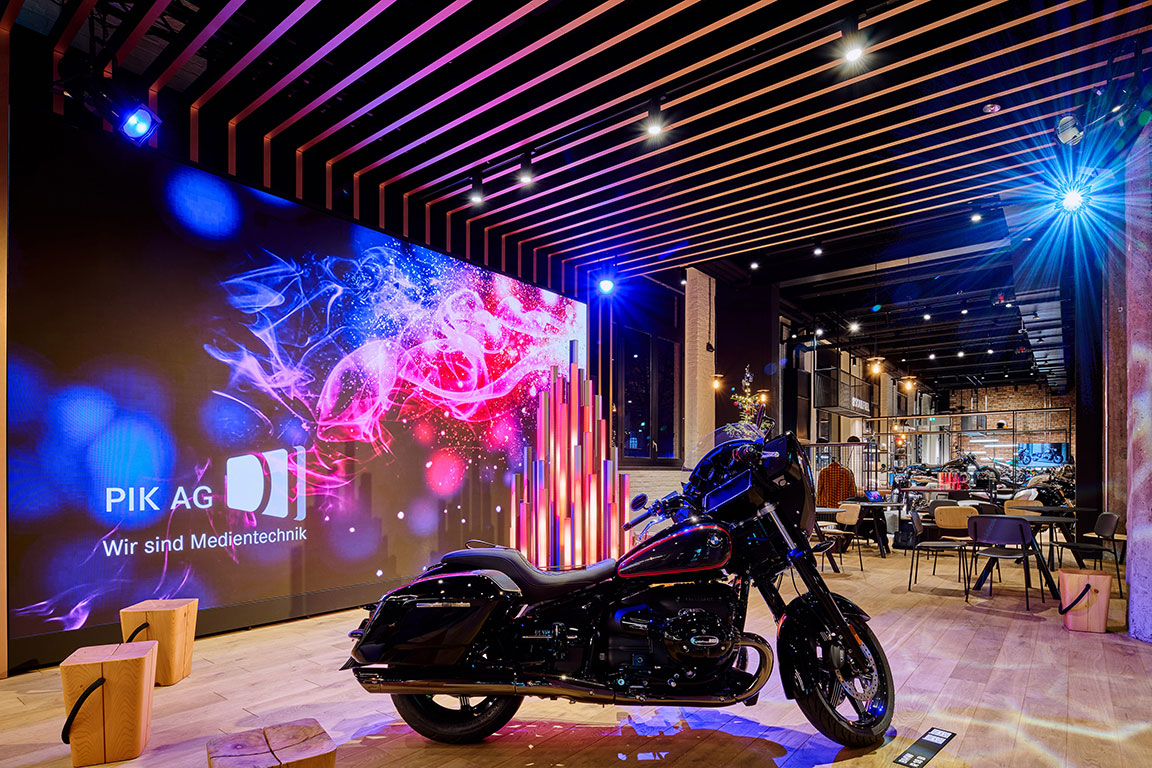 Indoor LED Wall für Digital Signage — Retail und Unternehmenskommunikation